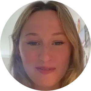 Ava Carlyle - Robert Carlyle's daughter