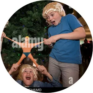 Ava Masters - Actress