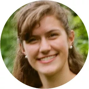 Avery Hanson - Zac Hanson's sister