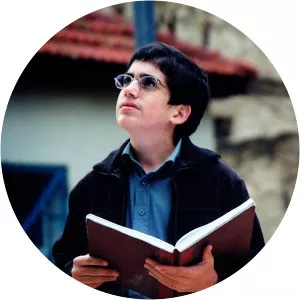 Aviv Elkabeth - Actor