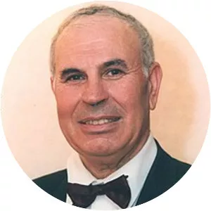 Avraham EilamAmzallag