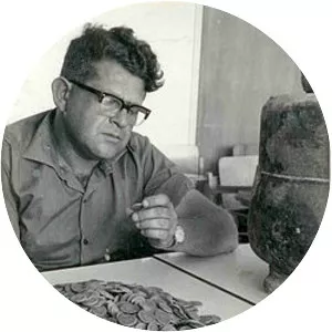 Avraham Negev photograph