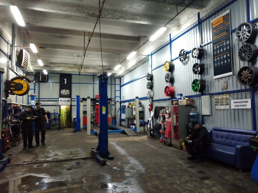 Avtoservis Avtopraym - Chauffeur service in Moscow, Russia