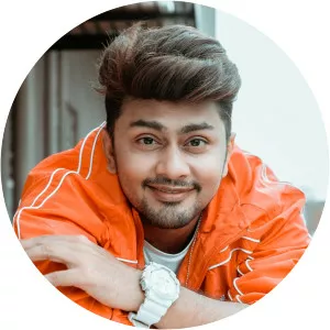 Awez Darbar - YouTuber
