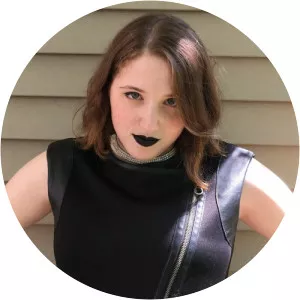 Awkward Marina - Musical artist