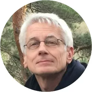 Axel Holvoet - Linguist