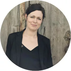 Axelle Bernage Musician - Vocalist