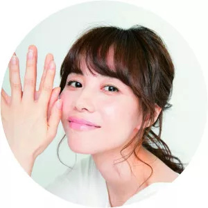 Ayaka Akimoto Musician - Musical artist