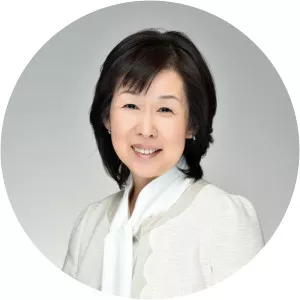 Ayako Fukazawa