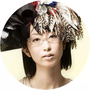 Ayano Tsuji - Singer