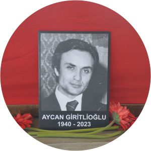 Aycan Giritlioğlu - Writer