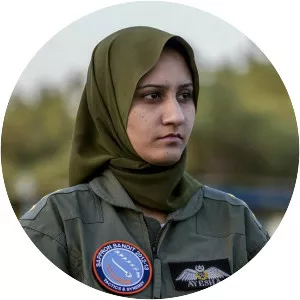 Ayesha Farooq - Pakistani fighter pilot