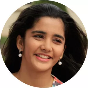 Ayli Ghiya - Actress