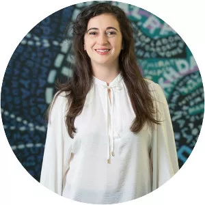 Aysan Celik - Actress