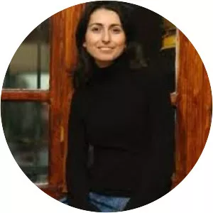 Ayşenur Kolivar - Turkish singer