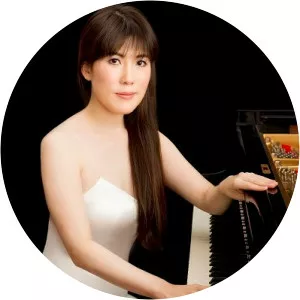 Ayuko Higuchi Musician
