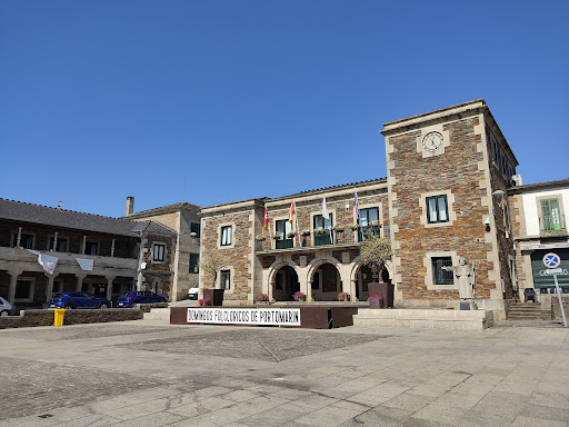 Ayuntamiento de Puertomarin - Local government office in Spain