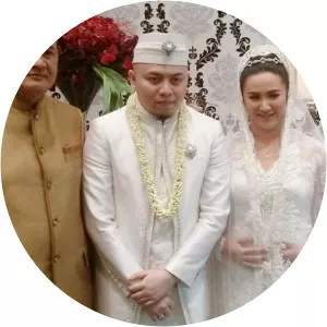 Azalia Malika Capri photograph