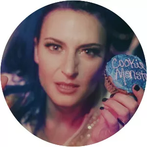 B3B3' - Musical artist