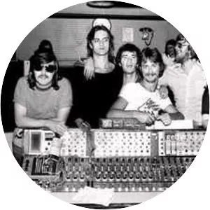 Back Street Crawler - Rock band