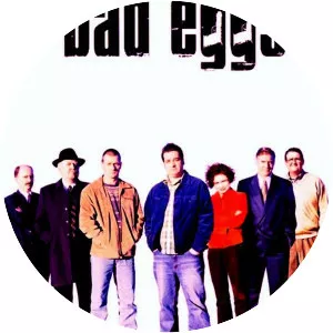 Bad Eggs - 2003 ‧ Comedy ‧ 1h 38m