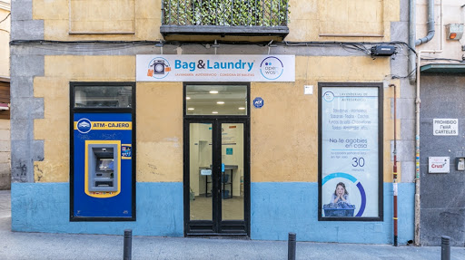 Bag and Laundry photograph