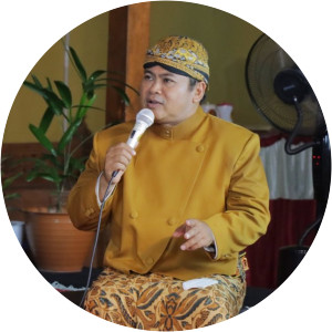 Bagong Darmono photograph