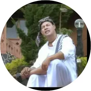 Bah Dadeng - Musical artist