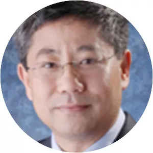Bai Chong'en - Economist