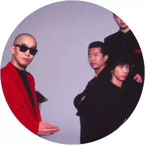 Bakufu Slump - Rock band