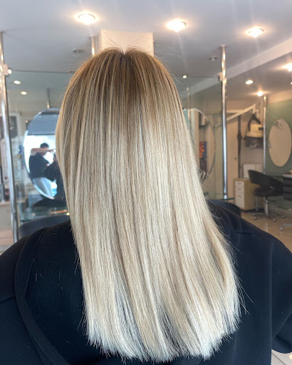 Balmumcu Hair Club - Hairdresser in Istanbul