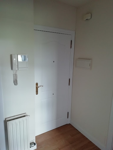 BANGO PINTOR DE INTERIORES - 