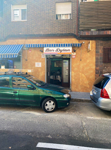 Bar Dylan