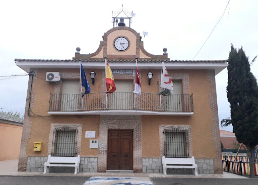 Barcience Town Hall - City or town hall in Barcience, Spain