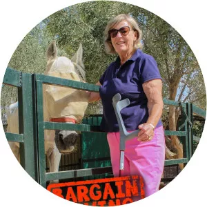 Bargain Loving Brits in the Sun