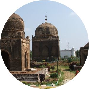 Barid Shahi Tombs - 