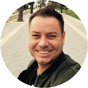 Bartosz Wrona - Polish singer