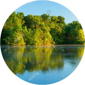 Batterson Park Pond - Pond in Connecticut