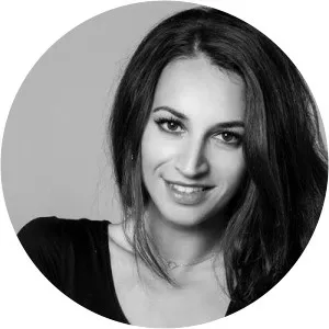 Bea de la Cruz - Actress