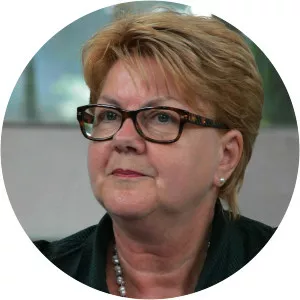 Beate Salje - Author