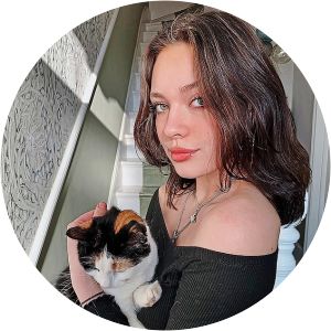 Beatrice Gove photograph