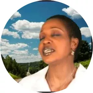 Beatrice Muhone - Musical artist