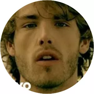 Beautiful Disaster - Novel by Jamie McGuire