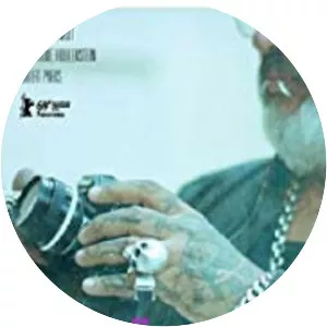 Beauty and Decay - 2019 ‧ Documentary ‧ 1h 19m