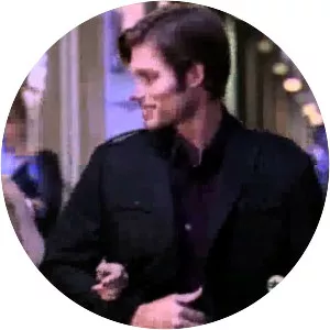 Beauty & the Briefcase - 2010 ‧ Drama/Teen ‧ 2 hours