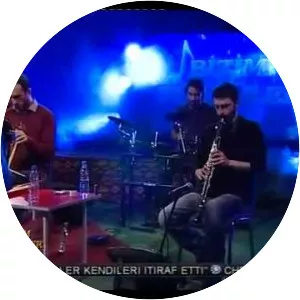 Behçet Gülas Musician