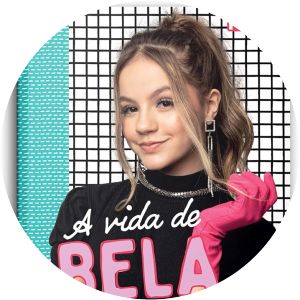 Bela Fernandes - YouTuber
