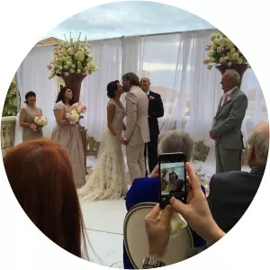 Belinda Velvick - Byron Velvick's ex-wife