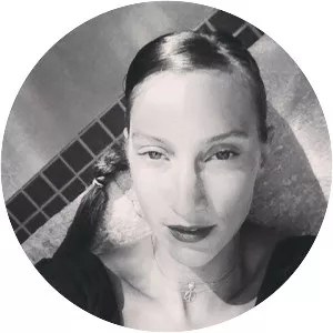 Bella Boo - Musician