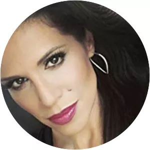 Bella Favela - Actress